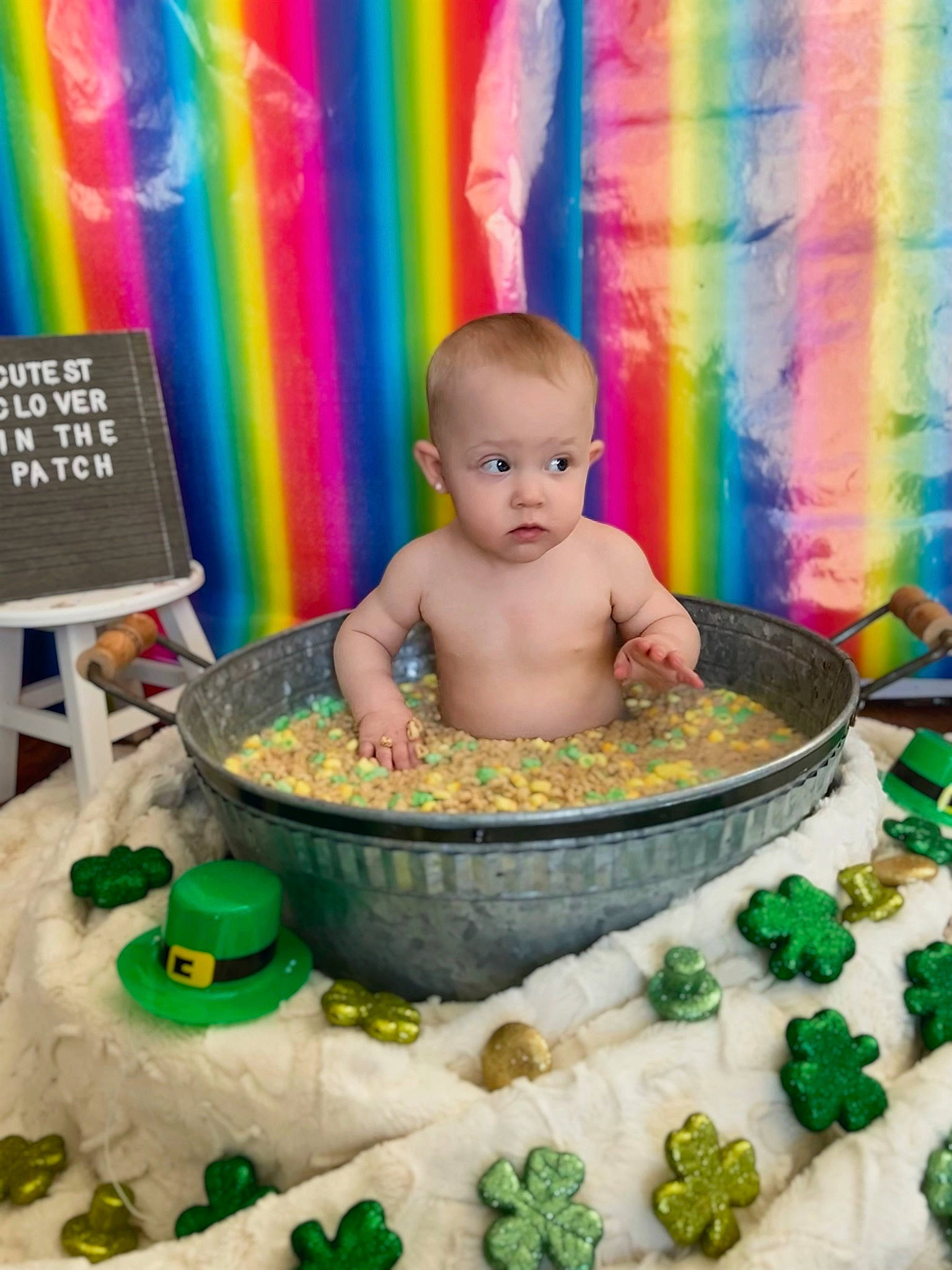 Kensley is registered to the contest to win money with this photo: baby, baby_products, baby_toddler_clothing, bathing, birthday, birthday_cake, cake, cake_decorating, cake_decorating_supply, child, event, food, fun, green, icing, leisure, person, rainbow, sugar_cake, surprise