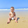 Ishak participe au concours pour gagner de l'argent avec cette photo : baby, barefoot, beach, child, cute, diaper, holiday, infant, nature, ocean, outdoor, portrait, sand, sitting, sky, summer, sunny, water, waves, young