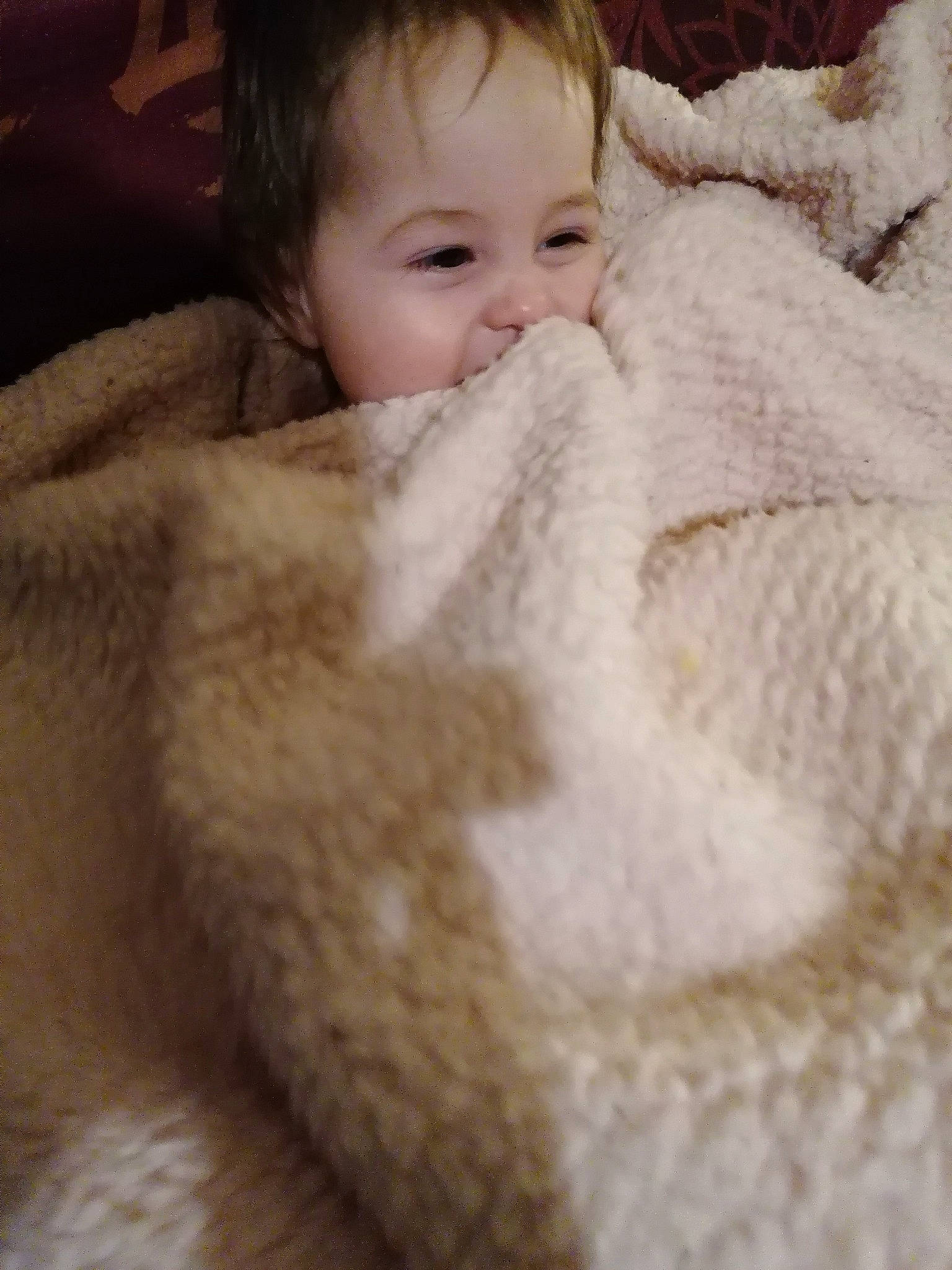 Milana a rejoint le concours — aidez-le/la à gagner de superbes lots ! baby, baby_toddler_clothing, cheek, chin, comfort, eye, eyebrow, finger, fur_clothing, happy, head, iris, lip, natural_material, nose, person, skin, sleeve, smile, toddler