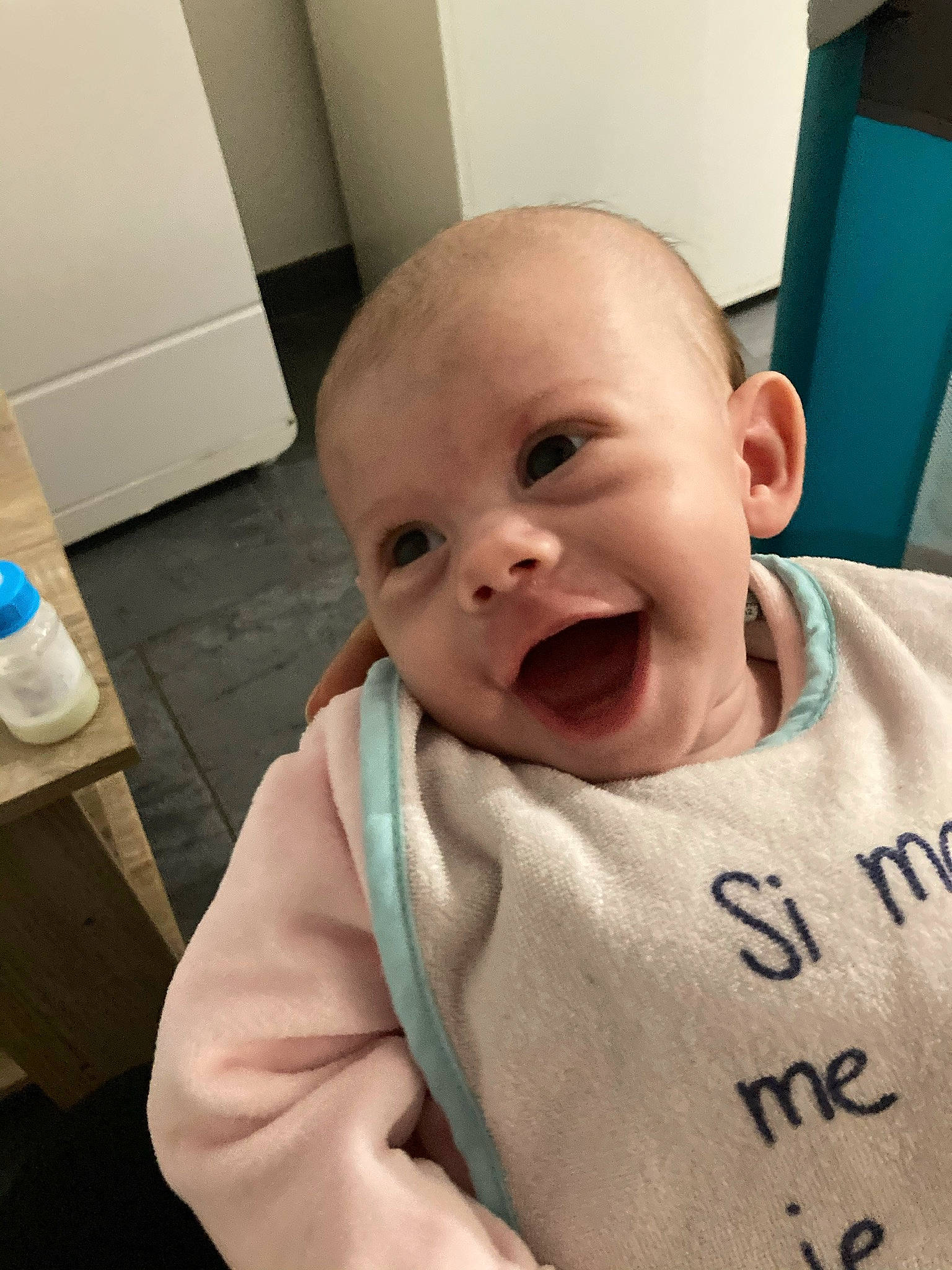 Valentine a rejoint le concours — aidez-le/la à gagner de superbes lots ! baby, baby_laughing, baby_making_funny_faces, cheek, child, face, facial_expression, head, laugh, lip, mouth, nose, person, skin, smile, toddler