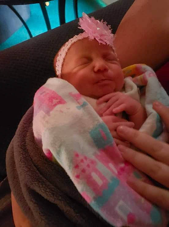 Alyna is registered to the contest to win money with this photo: baby, birth, child, childbirth, finger, hand, mouth, nap, person, pink, skin, thumb, toddler