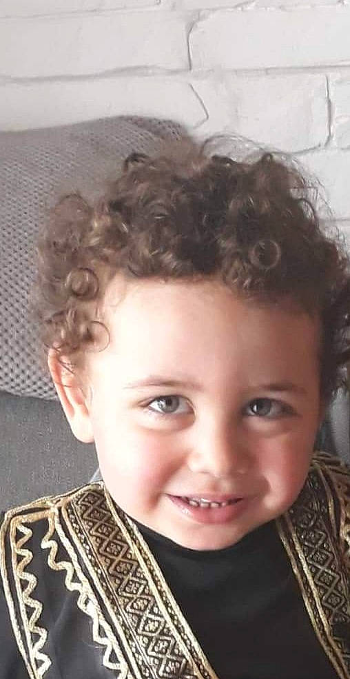 Jayane participe au concours pour gagner de l'argent avec cette photo : cheek, chin, eye, eyebrow, eyelash, face, facial_expression, flash_photography, forehead, happy, head, iris, jaw, joy, lip, mouth, neck, nose, person, ringlet