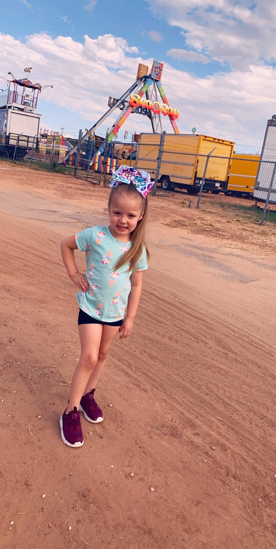 Cambree joined the competition — help win amazing prizes! child, fun, happy, joy, leisure, person, play, recreation, sand, summer, vacation, wind