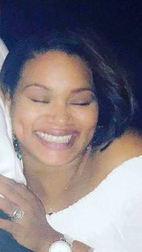 Chance is registered to the contest to win money with this photo: beauty, black_hair, cheek, chin, ear, eye, eyebrow, face, forehead, hair, hairstyle, head, jaw, joy, lip, mouth, nose, person, skin, smile