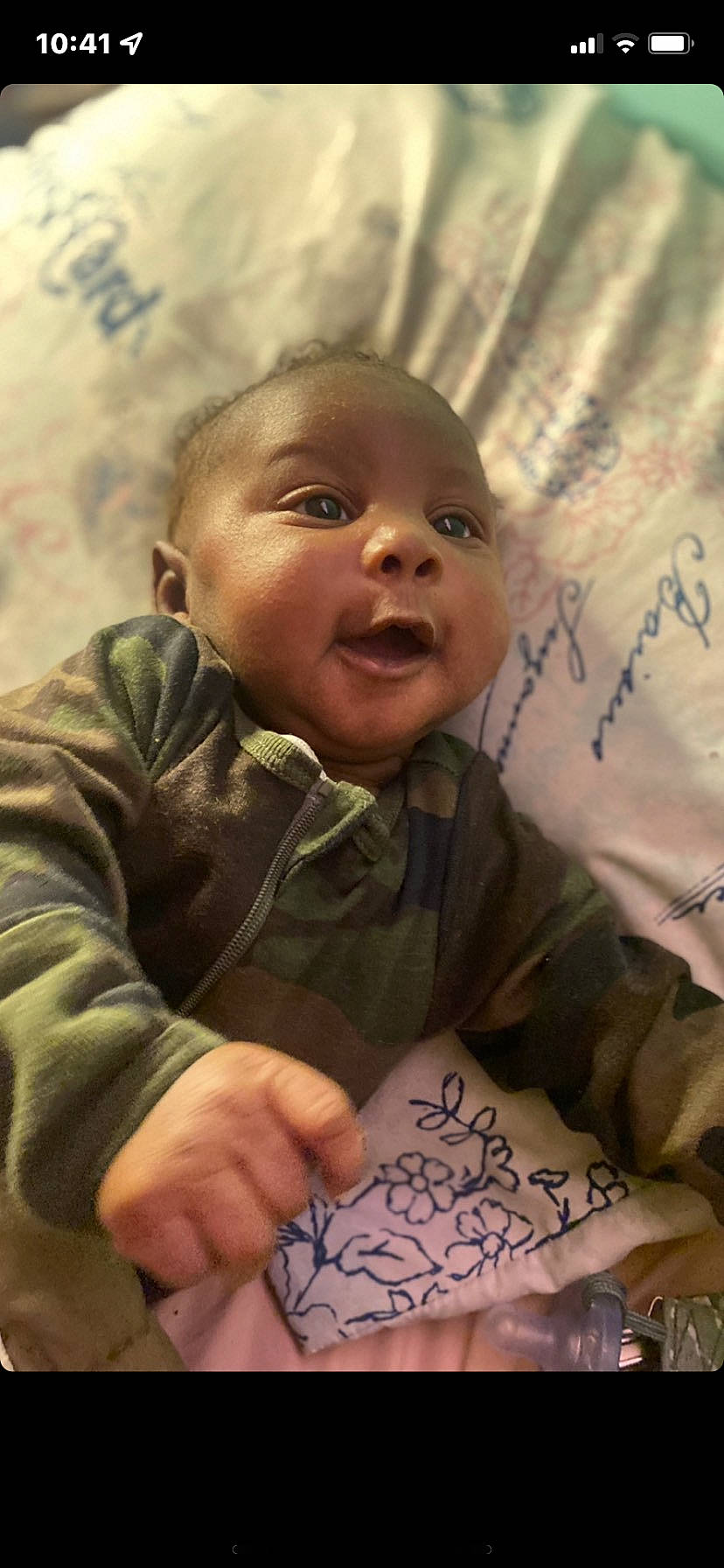 Ryjay is registered to the contest to win money with this photo: baby, cheek, child, comfort, facial_expression, finger, forehead, fun, gesture, happy, human, mouth, nose, pattern, person, skin, sleeve, smile, temporary_tattoo, thumb