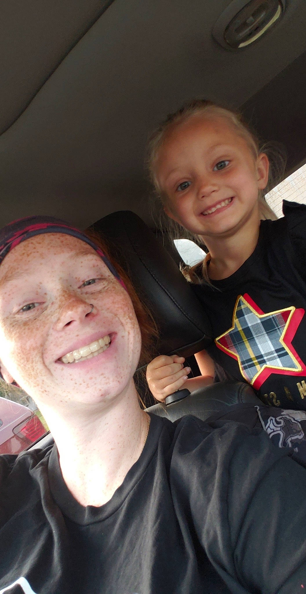 Jazzlyn is registered to the contest to win money with this photo: cheek, child, clothing, event, eyebrow, facial_expression, forehead, fun, gesture, happy, iris, joy, lip, mouth, nose, people, person, skin, smile, t_shirt