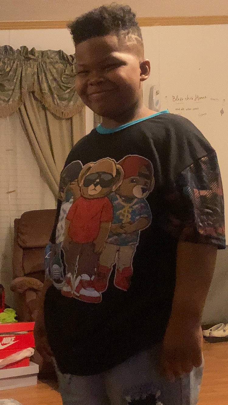 Dontarius joined the competition — help win amazing prizes! active_shirt, art, chest, child, curtain, eyewear, facial_hair, illustration, joy, pattern, person, room, sculpture, shoulder, sleeve, standing, t_shirt, top, visual_arts