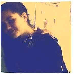 Merve Saraykoyluoglu participe au concours pour gagner de l'argent avec cette photo :