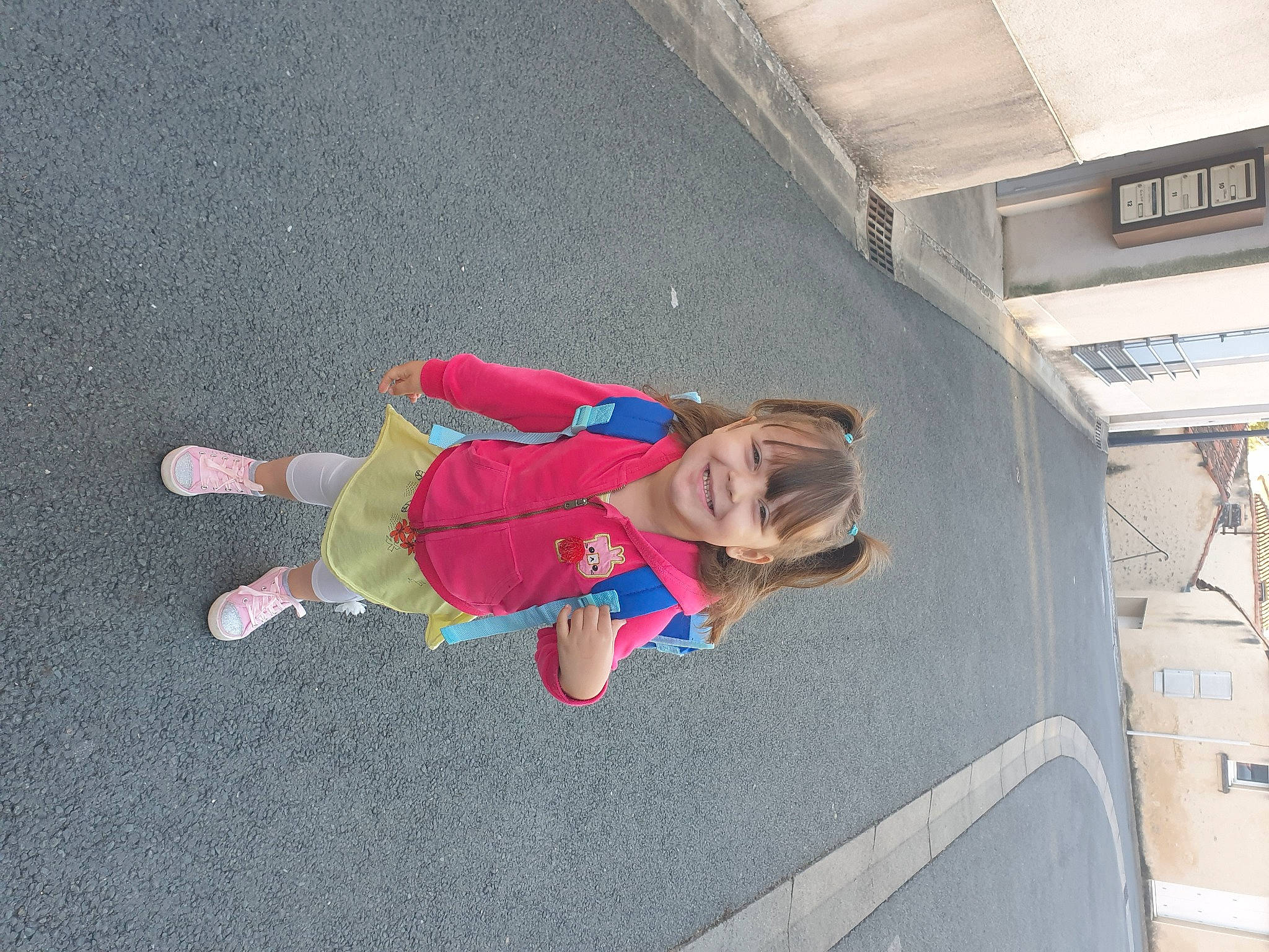 Faustine participe au concours pour gagner de l'argent avec cette photo : joy, person