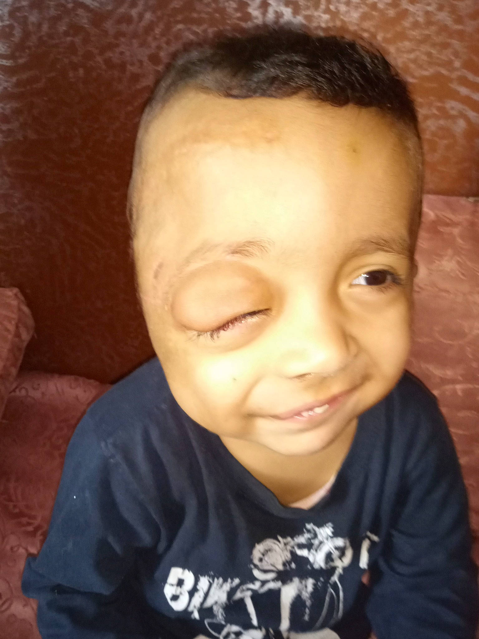 Ahmed a rejoint le concours — aidez-le/la à gagner de superbes lots ! cheek, child, chin, cool, eye, eyebrow, face, facial_expression, forehead, hair, hairstyle, head, jaw, joy, lip, mouth, neck, nose, person, skin