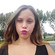 Oceane participe au concours pour gagner de l'argent avec cette photo :