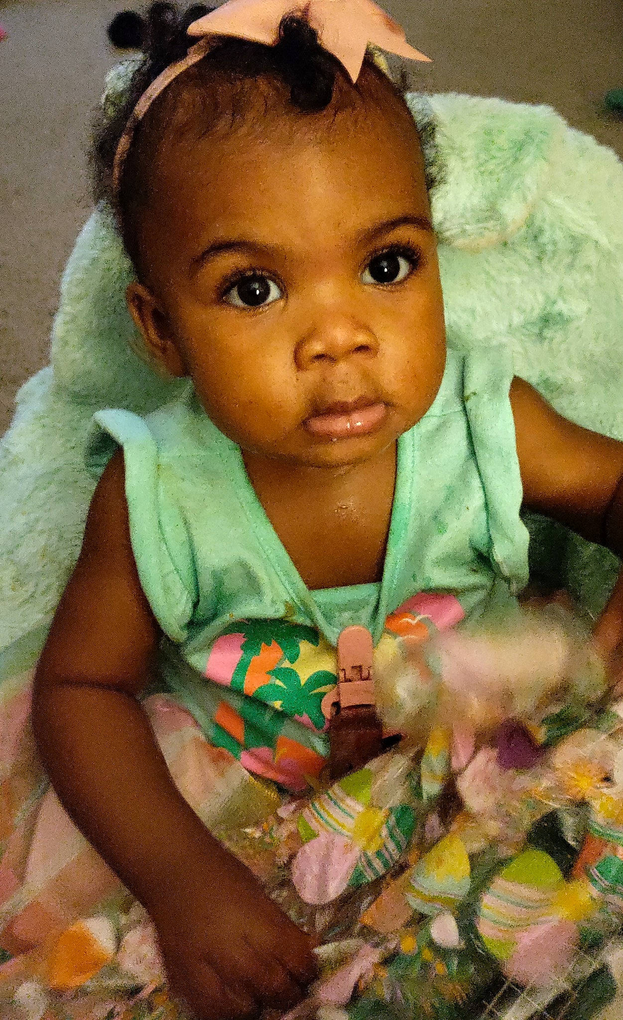 Skyla is registered to the contest to win money with this photo: arm, cheek, chin, dress, eyelash, face, facial_expression, forehead, hairstyle, hand, happy, human, human_body, iris, lip, mouth, nose, organ, person, product