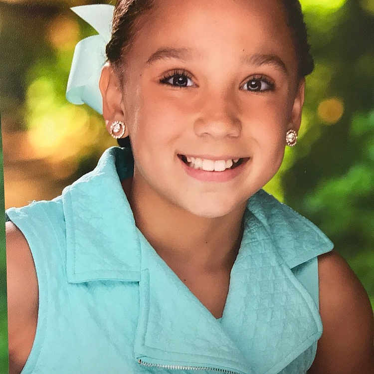 Cambri is registered to the contest to win money with this photo: beauty, boy, cheek, child, child_model, day, emotion, eye, face, facial_expression, forehead, fun, girl, hairstyle, head, joy, person, photograph, photography, skin