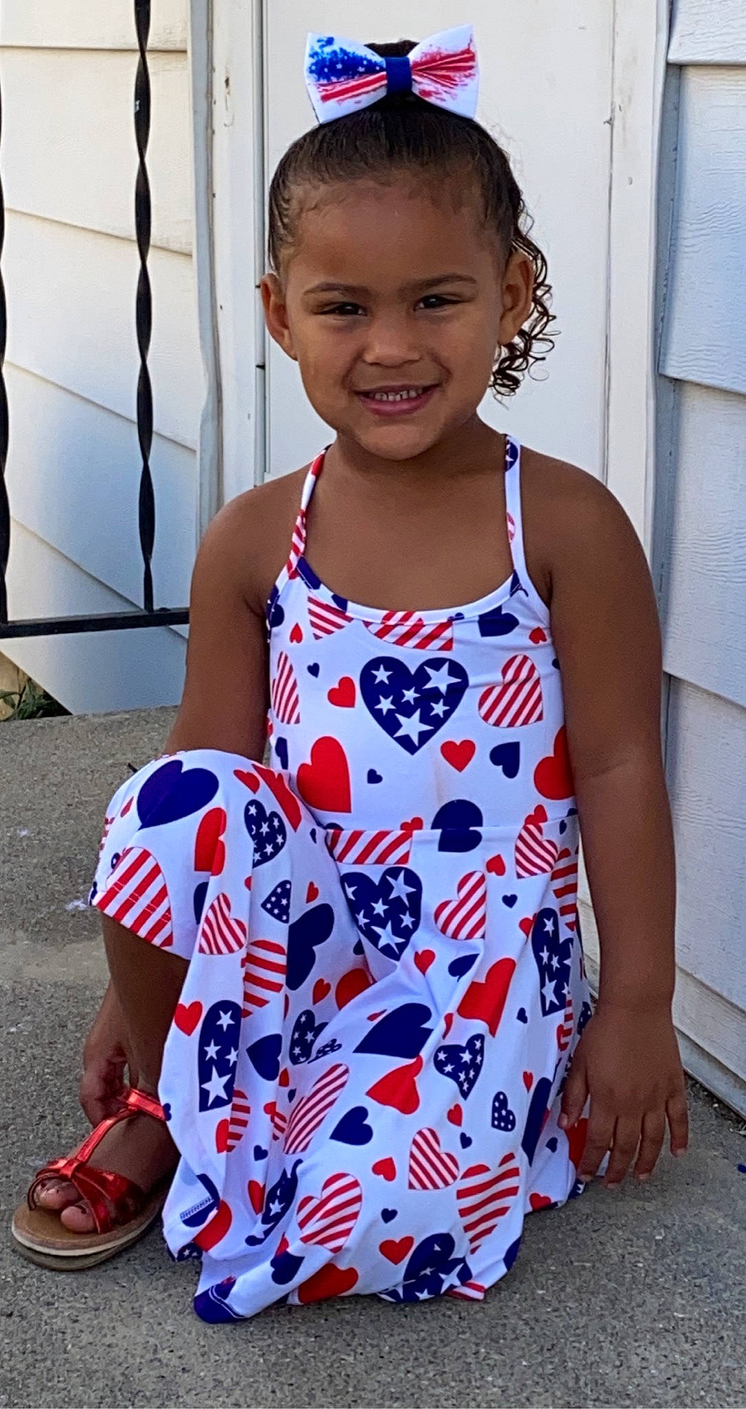 Kennly is registered to the contest to win money with this photo: baby_toddler_clothing, child, clothing, dress, joy, pattern, person, toddler