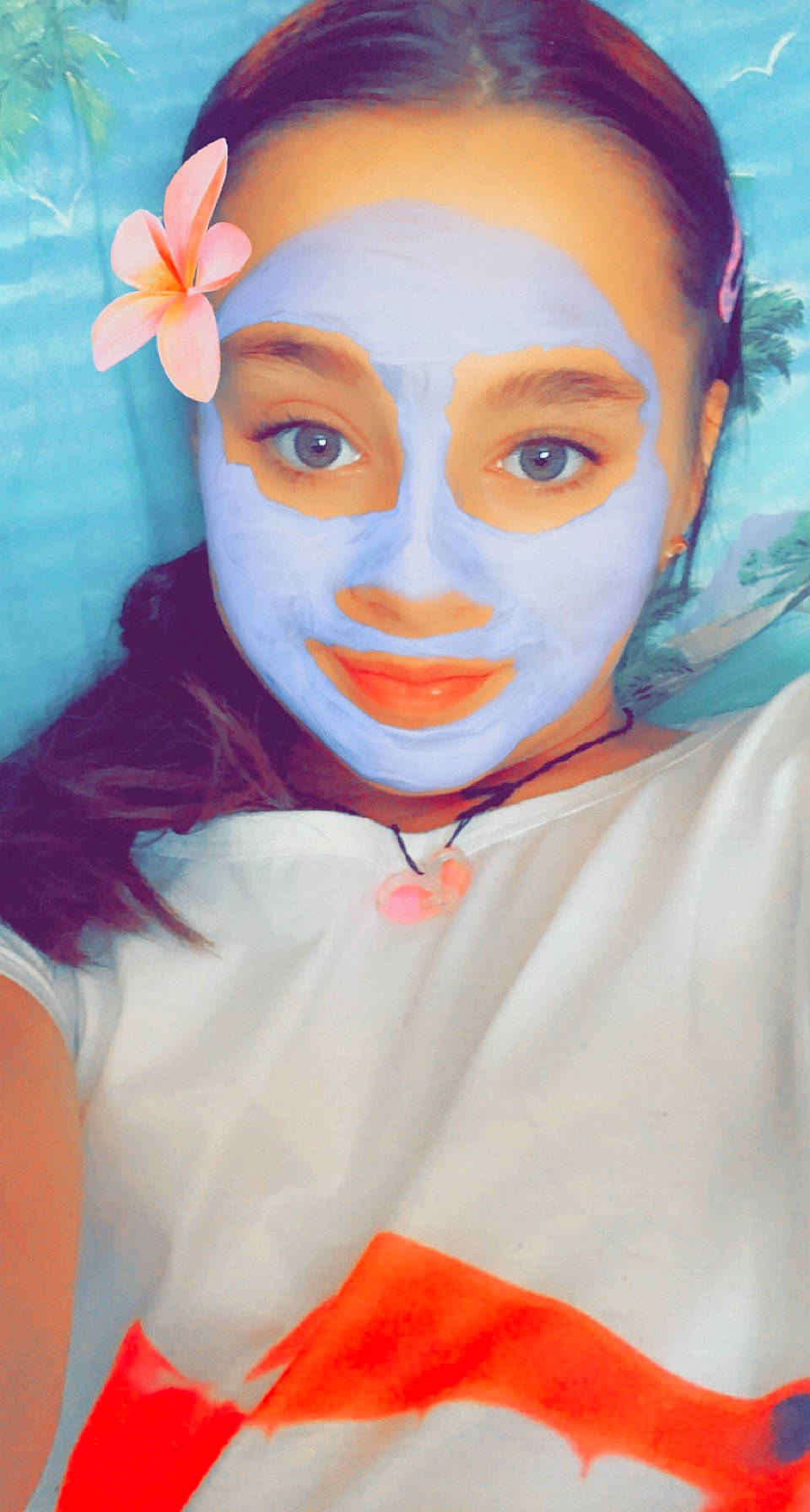 Madisson a rejoint le concours — aidez-le/la à gagner de superbes lots ! art, blue, child, cool, cosplay, costume, electric_blue, eyebrow, fictional_character, fun, happy, hat, orange, person, personal_protective_equipment, petal, portrait_photography, room, selfie, smile