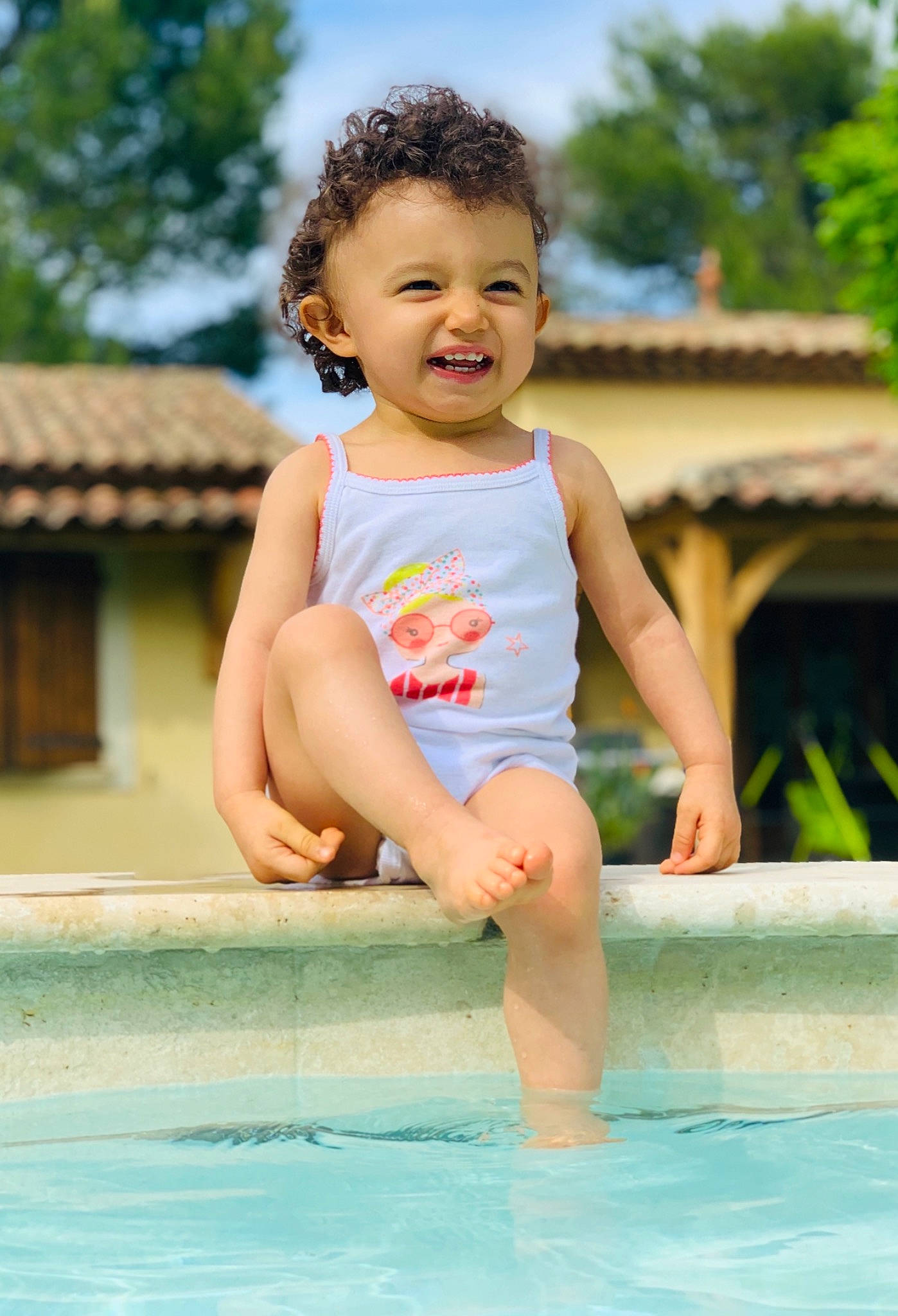 Giulianna a rejoint le concours — aidez-le/la à gagner de superbes lots ! baby, beauty, child, fun, games, happy, joy, leisure, nose, person, play, recreation, skin, smile, summer, swimming_pool, toddler, vacation, water, water_park