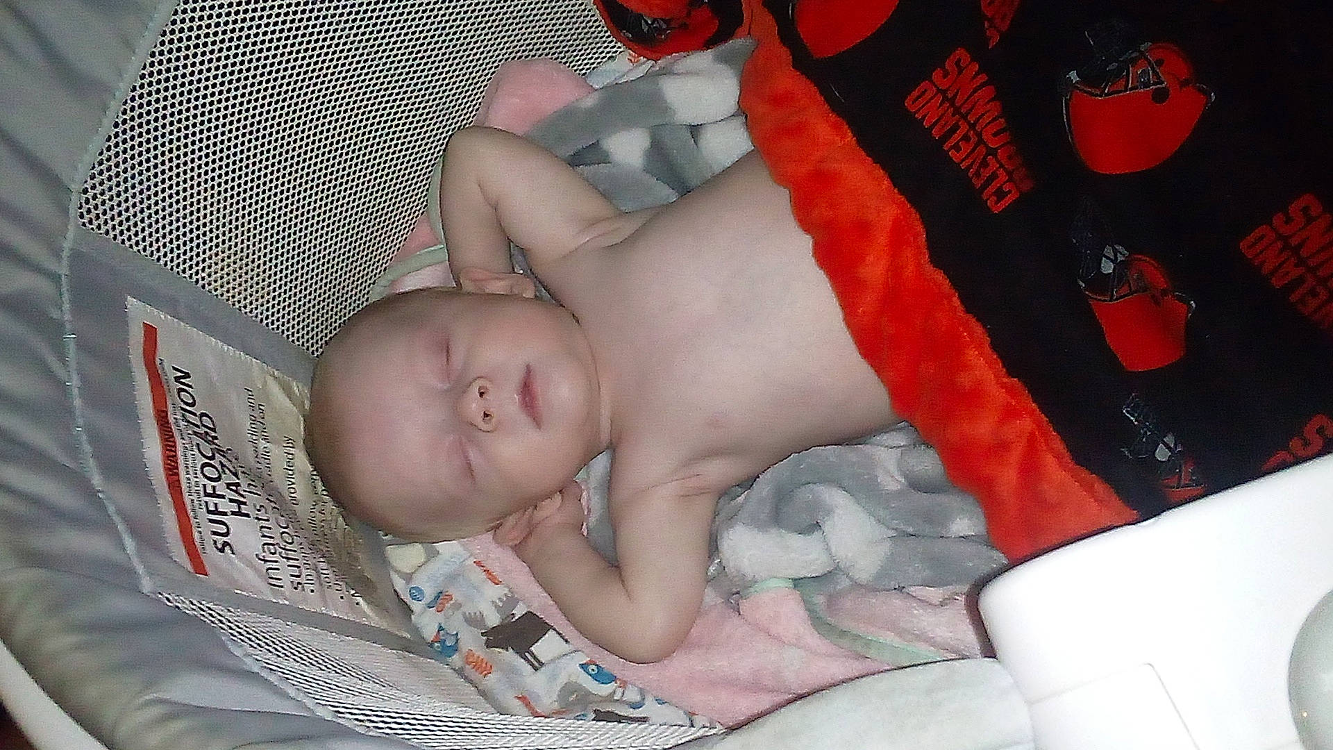 Serenity is registered to the contest to win money with this photo: abdomen, baby, baby_products, baby_sleeping, bedtime, cheek, chest, comfort, eye, finger, human_body, leg, mouth, muscle, nail, person, skin, textile, thigh, toddler