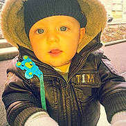 Charly participe au concours pour gagner de l'argent avec cette photo :