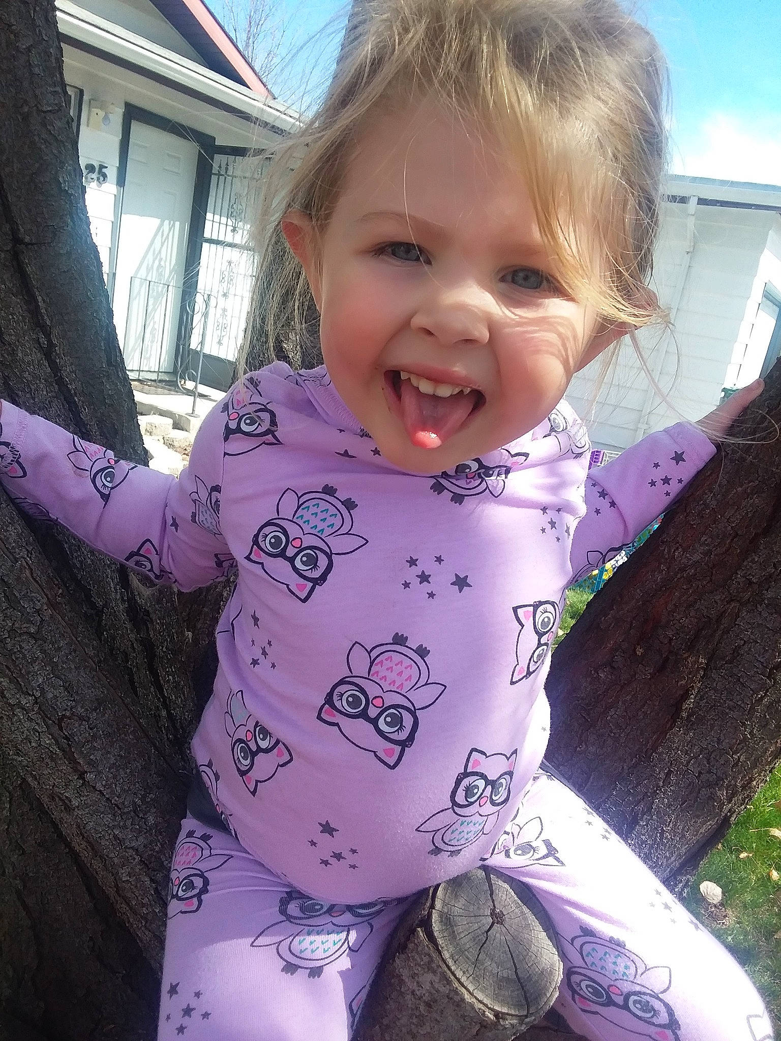 Kiera is registered to the contest to win money with this photo: baby_products, baby_toddler_clothing, child, joy, person, pink, smile, toddler