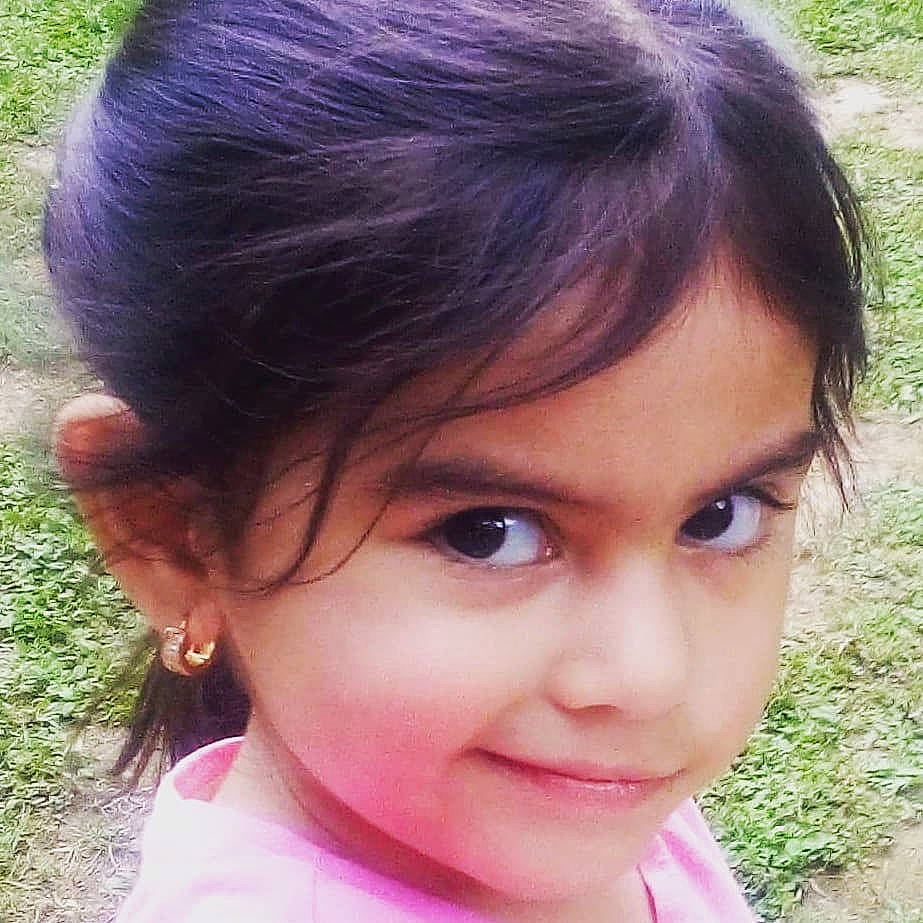 Zafrina is registered to the contest to win money with this photo: bangs, beauty, black_hair, brown_hair, cheek, child, chin, cool, ear, eye, eyebrow, face, forehead, hair, hairstyle, head, joy, lip, nose, person