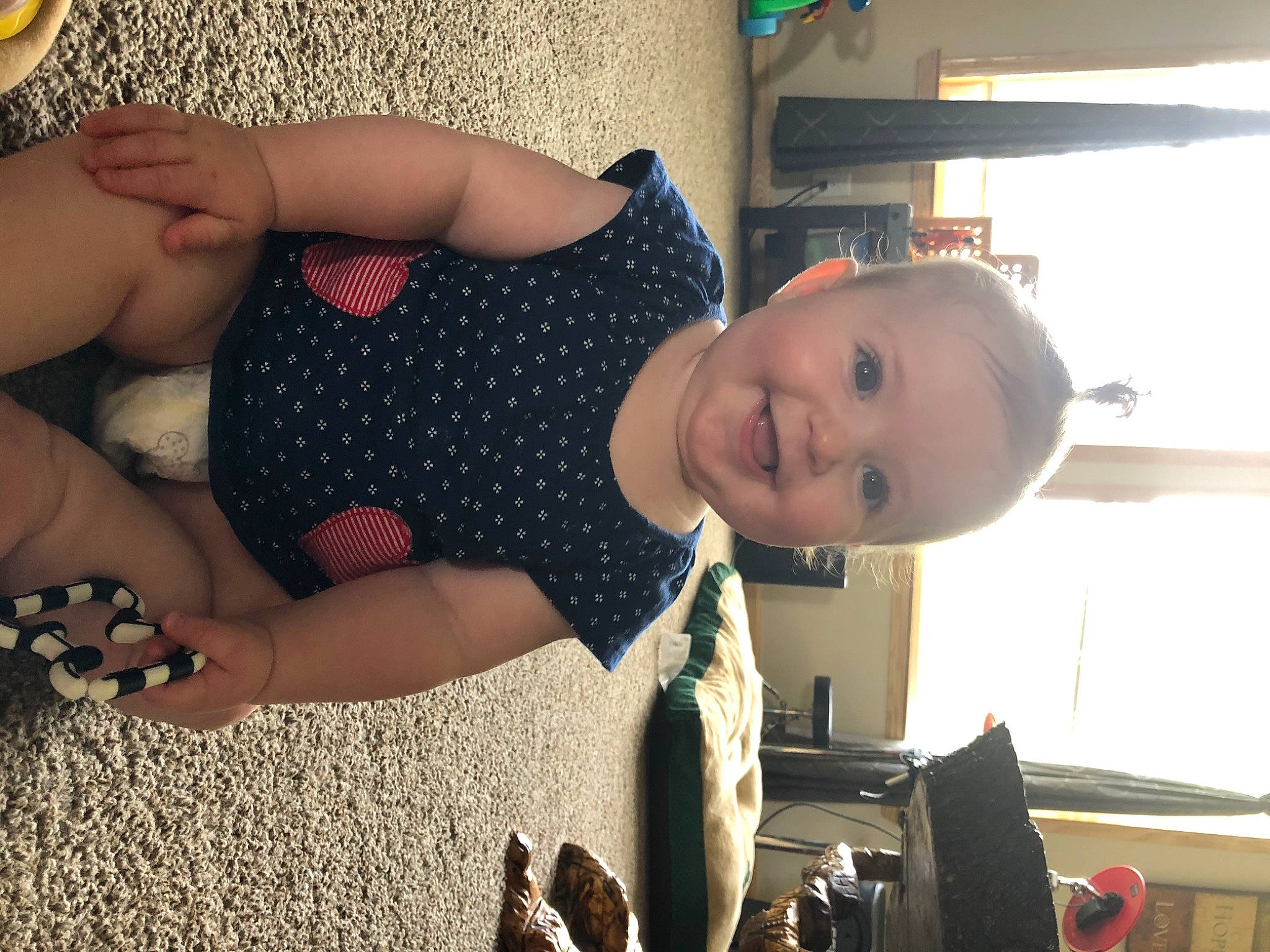 Cheyanne is registered to the contest to win money with this photo: arm, baby, child, finger, fun, hand, joy, leg, person, play, thumb, toddler, vacation