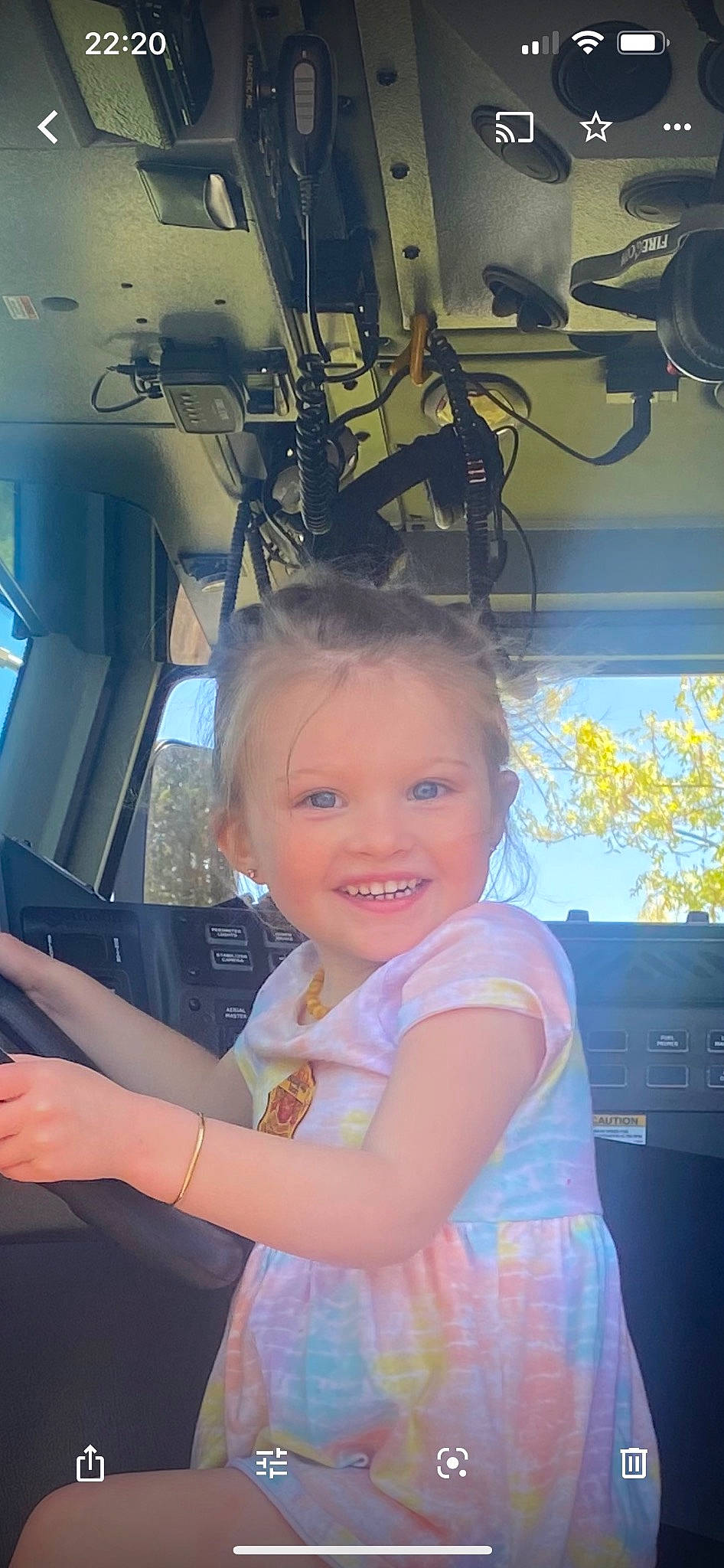 Harper is registered to the contest to win money with this photo: child, eye, family_car, flash_photography, fun, hair, hairstyle, happy, iris, joy, leisure, luxury_vehicle, magenta, person, room, shoulder, smile, thumb, toddler, travel