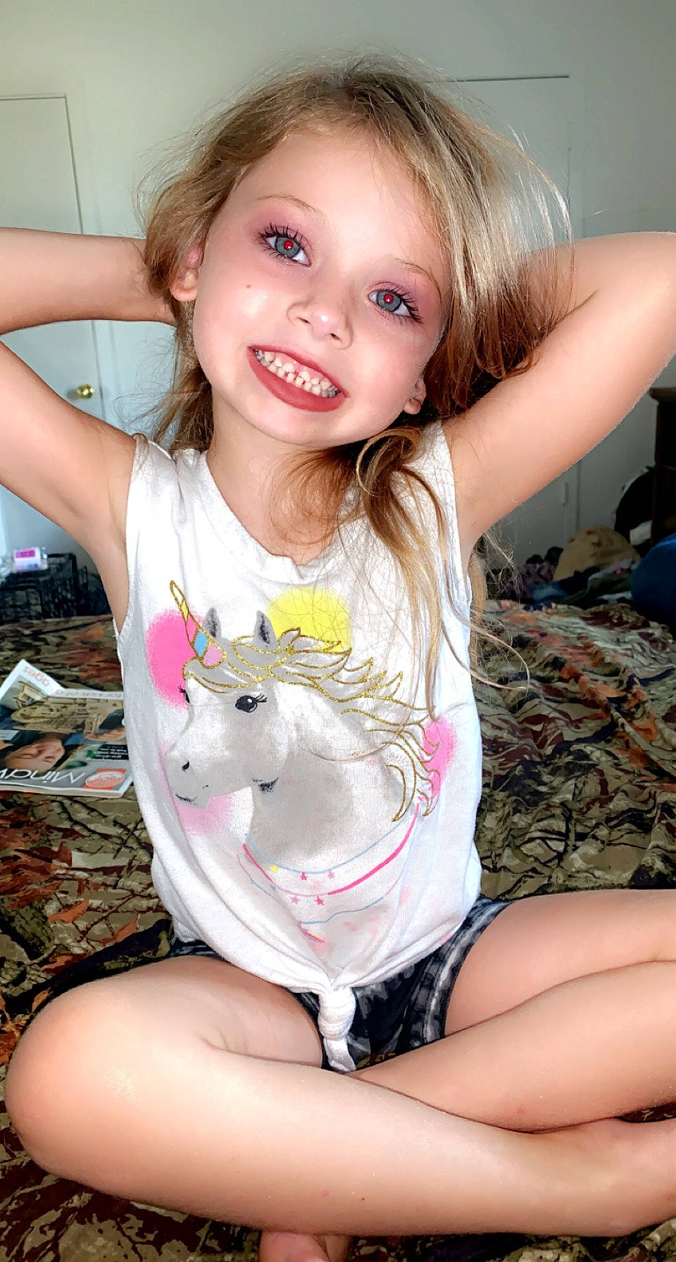 Sophia is registered to the contest to win money with this photo: arm, cheek, eye, eyelash, face, facial_expression, hairstyle, head, human_body, iris, joint, joy, leg, mouth, muscle, neck, organ, person, shoulder, skin