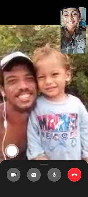 Puaotekohu a rejoint le concours — aidez-le/la à gagner de superbes lots ! eyebrow, facial_expression, forehead, gesture, hair, hairstyle, happy, head, headwear, human, joy, mammal, mouth, muscle, natural_environment, nature, organ, organism, person, photograph