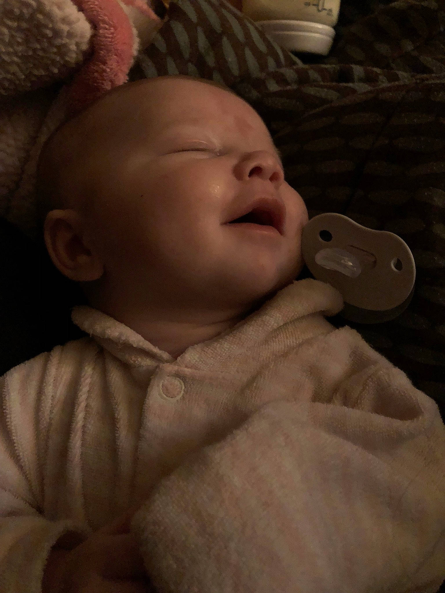 Jenna is registered to the contest to win money with this photo: cheek, child, eye, forehead, hand, head, human, infant, lip, mouth, nose, person, skin, smile, toddler