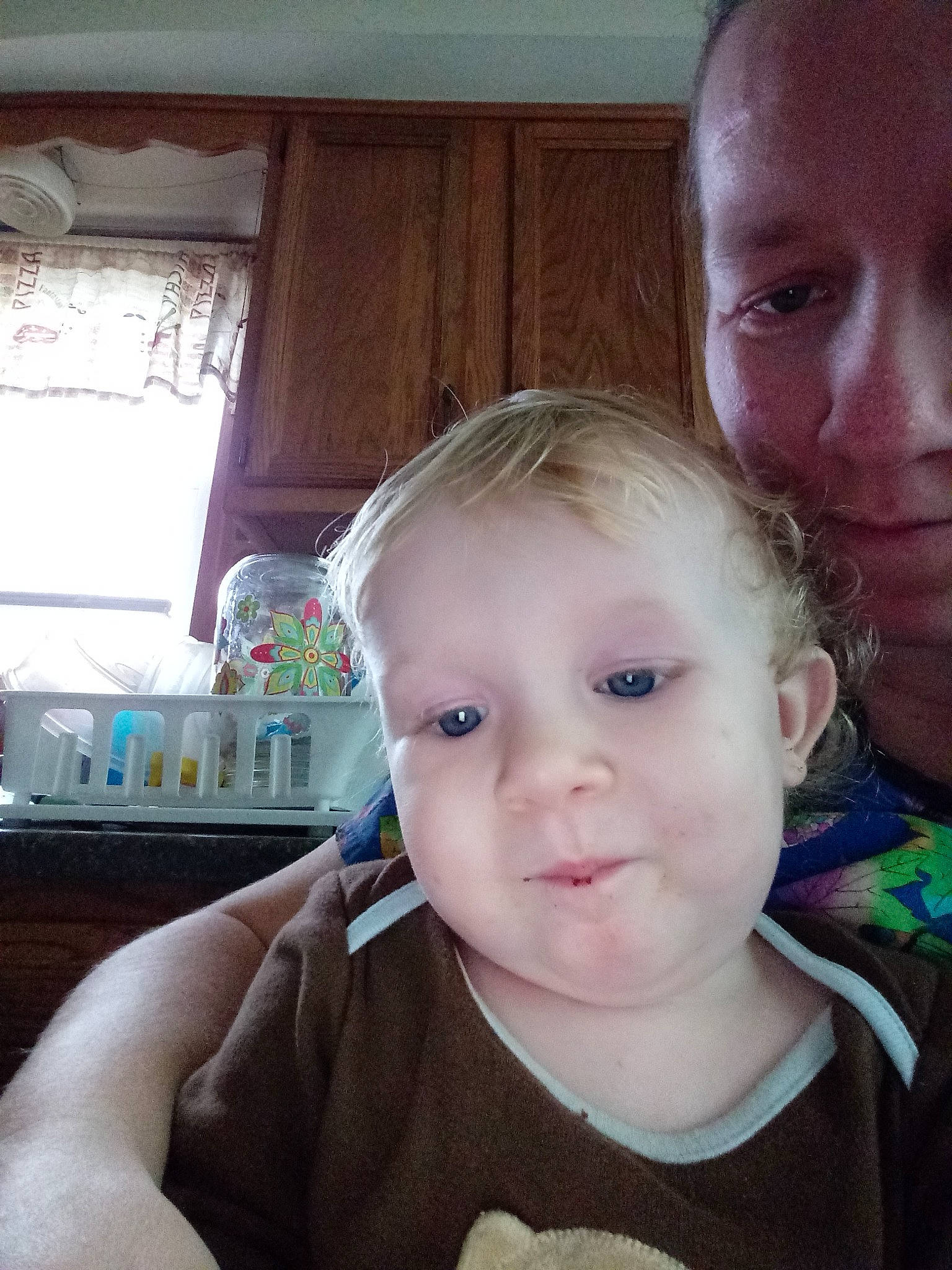 Larry is registered to the contest to win money with this photo: baby, cheek, child, chin, ear, eye, eyebrow, face, forehead, hair, hairstyle, head, iris, lip, nose, people, person, selfie, skin, smile