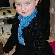 Jahia participe au concours pour gagner de l'argent avec cette photo :