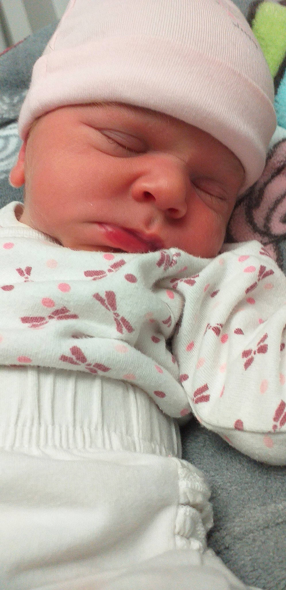 Klara participe au concours pour gagner de l'argent avec cette photo : baby, baby_sleeping, bedtime, cheek, child, headwear, lip, nap, person, skin, sleep, toddler