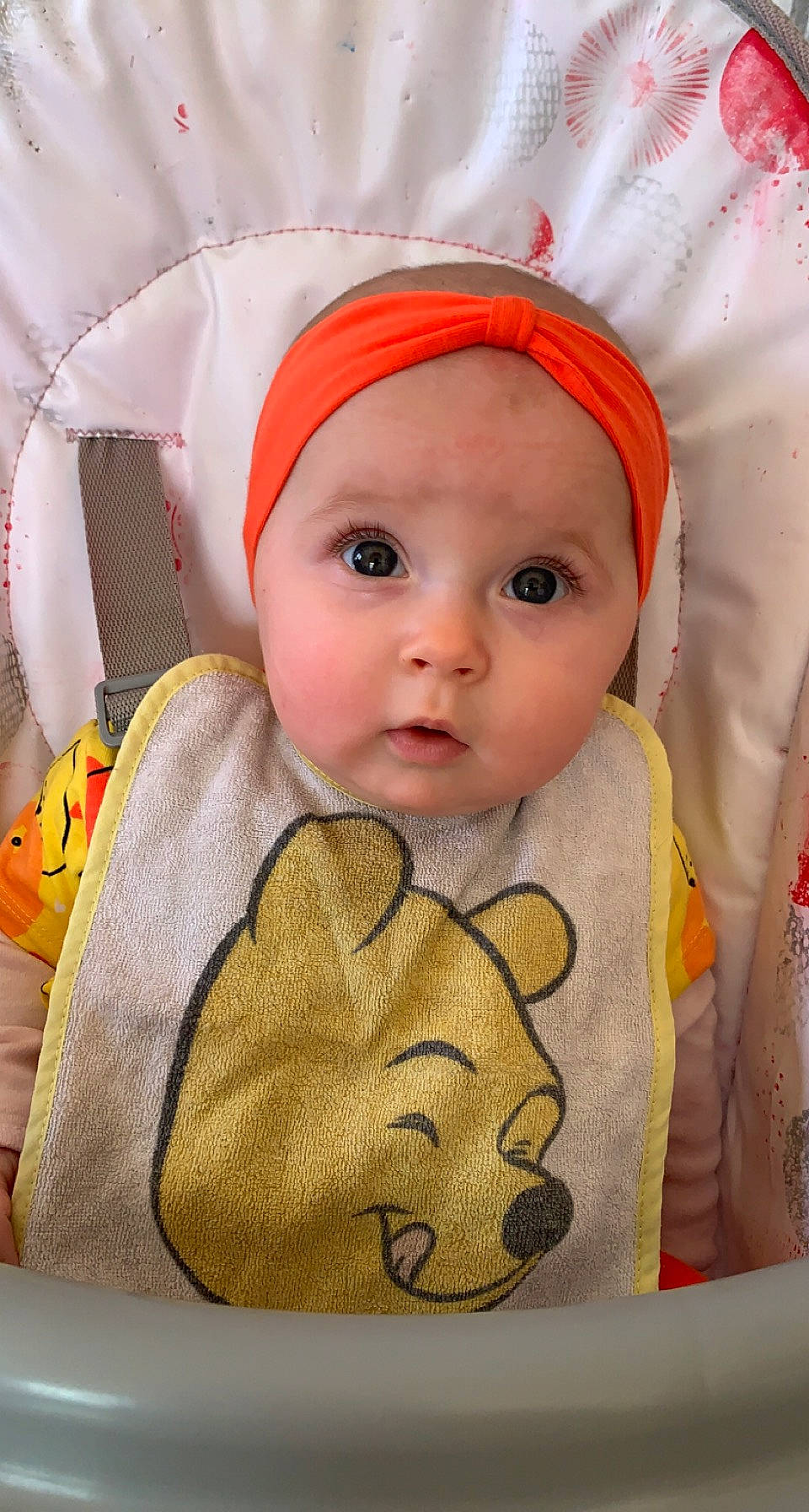 Maëwen participe au concours pour gagner de l'argent avec cette photo : baby, baby_toddler_clothing, cheek, child, chin, eye, eyebrow, face, facial_expression, happy, headgear, headwear, iris, lip, nose, outerwear, person, product, skin, sleeve