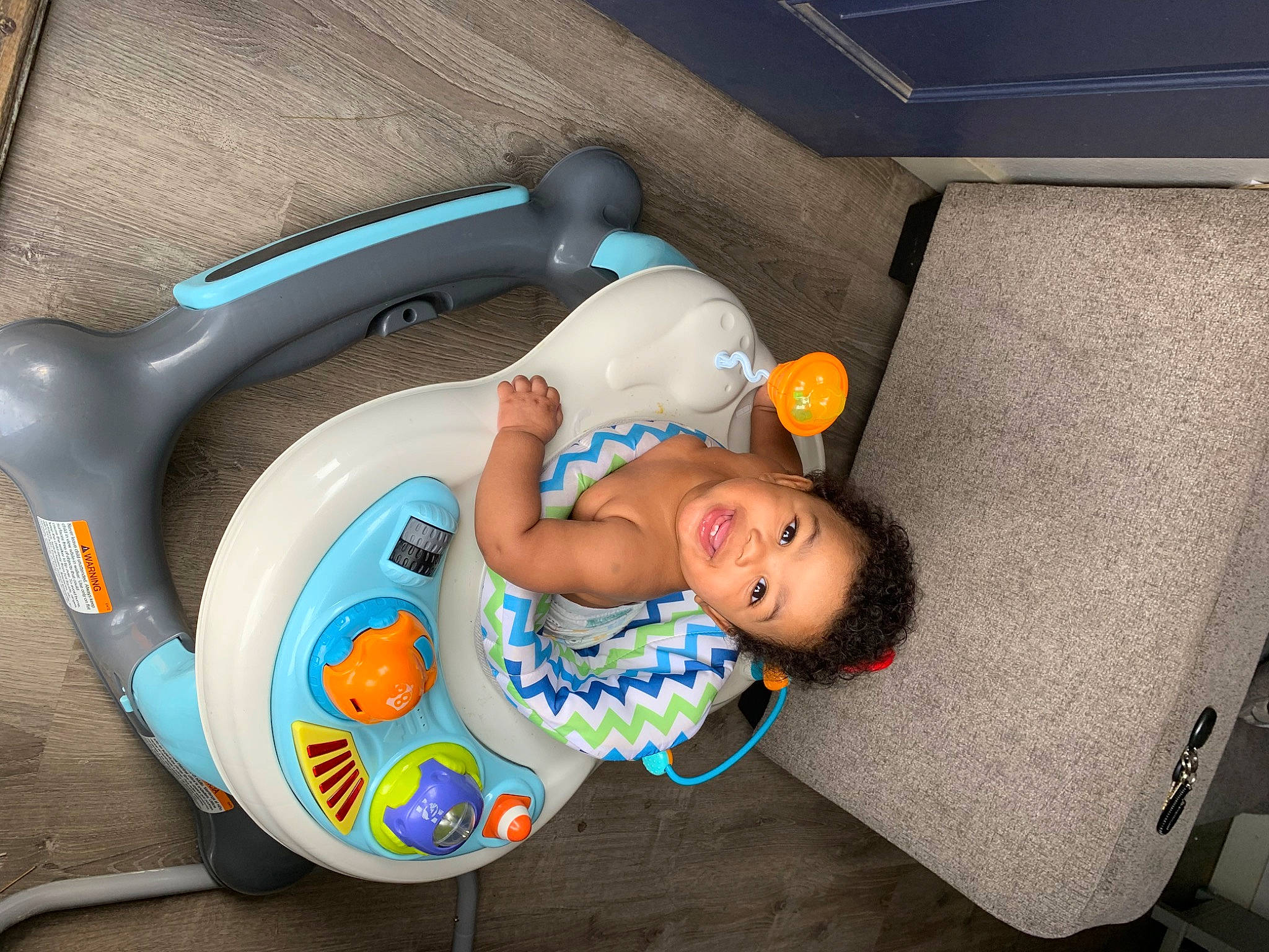 Kaston is registered to the contest to win money with this photo: auto_part, baby, baby_products, baby_safety, baby_toddler_clothing, baby_toys, car_seat, child, comfort, fun, joy, leisure, person, plastic, play, product, tire, toddler, toy, vehicle