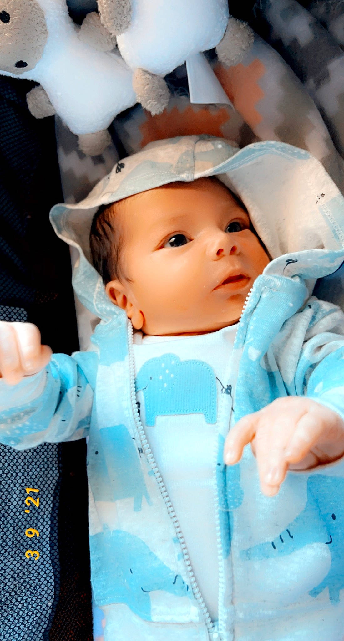 Leonel is registered to the contest to win money with this photo: azure, baby, baby_products, baby_toddler_clothing, cap, cheek, child, electric_blue, eye, eyelash, face, happy, iris, lip, person, pink, skin, sleeve, textile, toddler