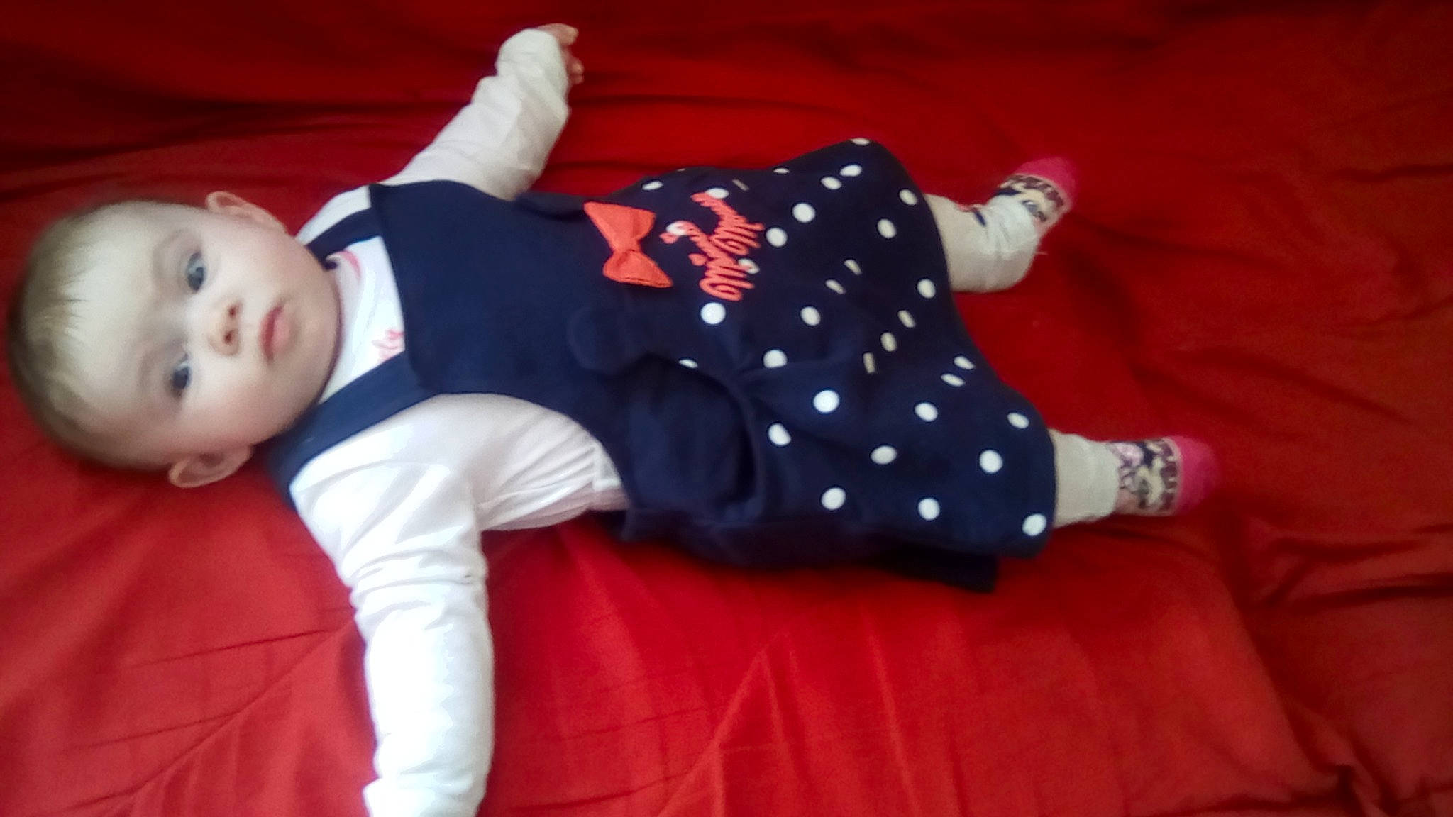 Flora a rejoint le concours — aidez-le/la à gagner de superbes lots ! child, design, pattern, person, polka_dot, toy