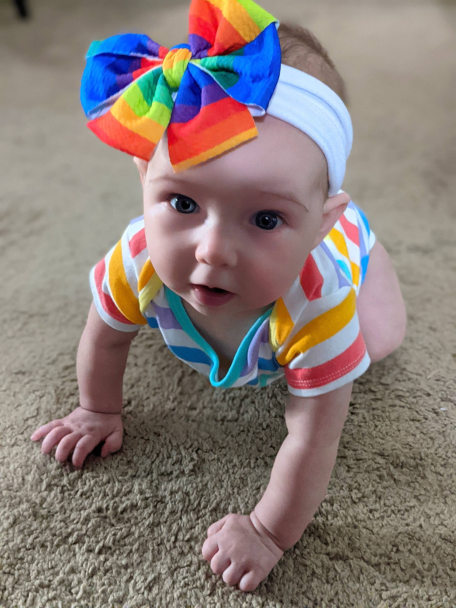 Cassandra is registered to the contest to win money with this photo: baby, baby_toddler_clothing, cap, child, costume_hat, face, fun, glasses, grass, happy, hat, headgear, headwear, leisure, party_supply, pattern, person, personal_protective_equipment, recreation, sleeve