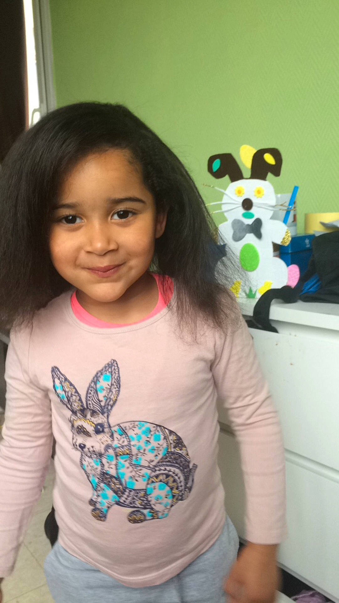 Maissa participe au concours pour gagner de l'argent avec cette photo : blue, child, girl, infant, joy, organ, party, people, person, play, skin, smile, toddler