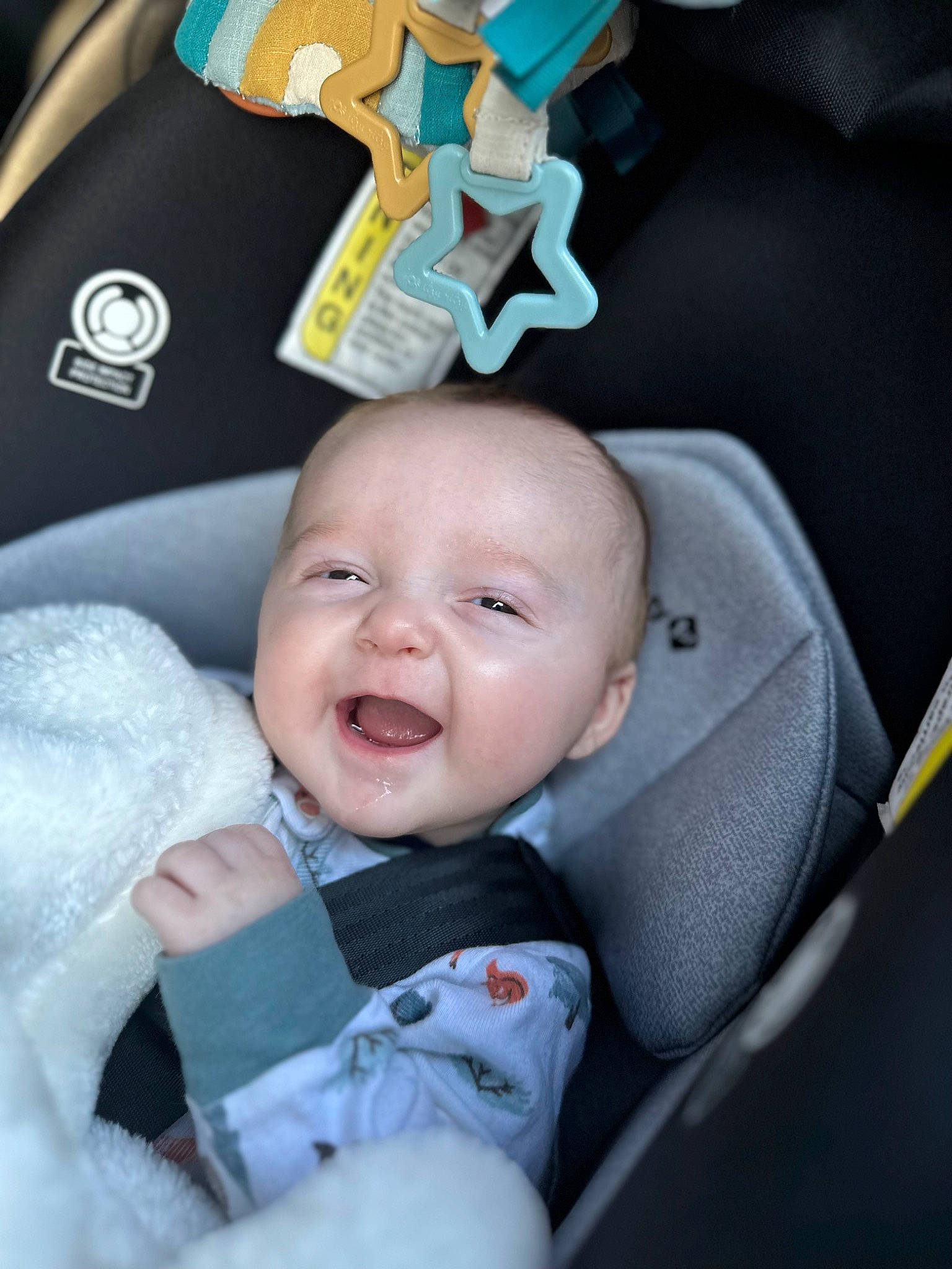 Clayton is registered to the contest to win money with this photo: auto_part, baby, baby_carriage, baby_in_car_seat, baby_products, baby_safety, baby_toddler_clothing, car_seat, carmine, cheek, child, comfort, fun, happy, person, product, sitting, sleeve, smile, toddler