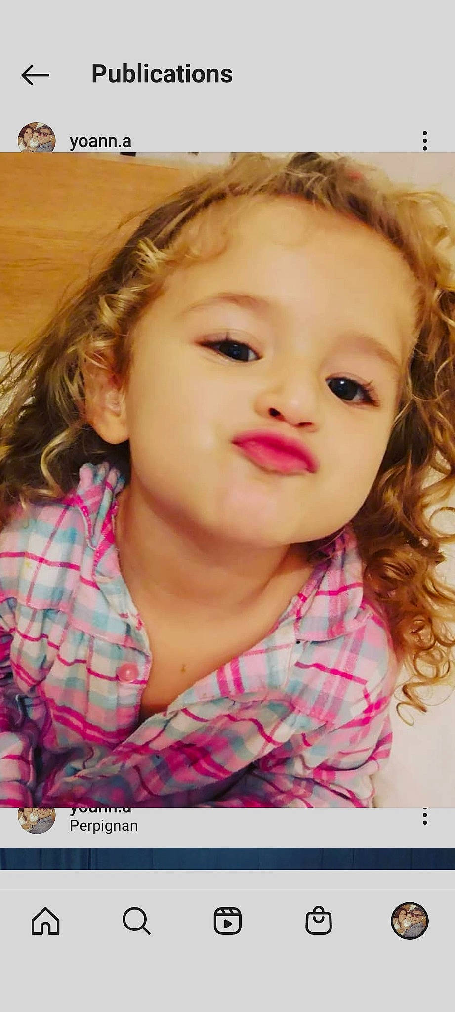 Jade a rejoint le concours — aidez-le/la à gagner de superbes lots ! cheek, chin, ear, eyebrow, eyelash, face, facial_expression, forehead, hair, happy, iris, jaw, lip, mouth, neck, nose, person, pink, skin, sleeve