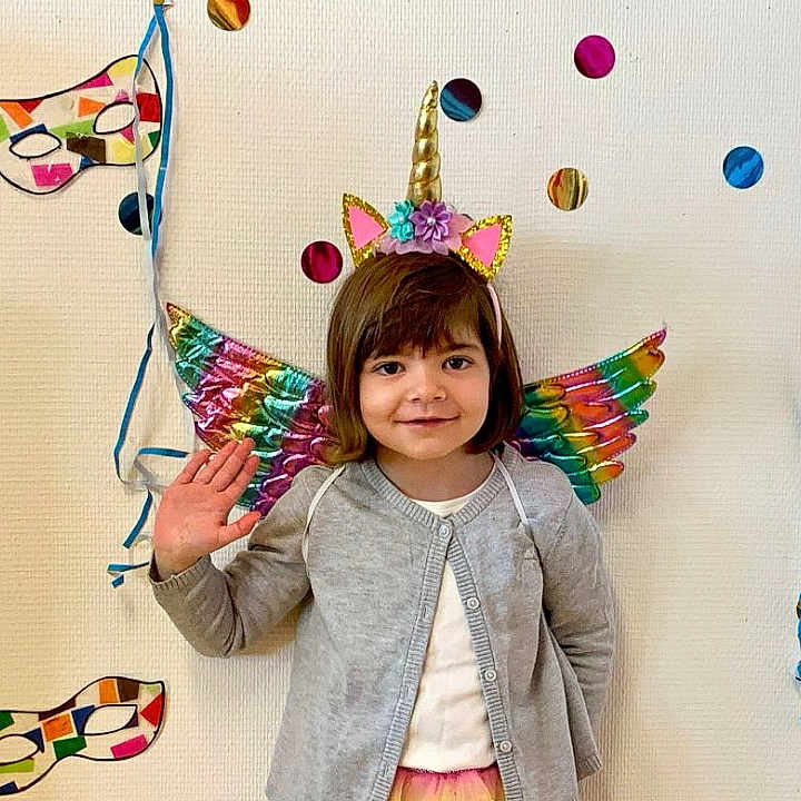 Zoe a rejoint le concours — aidez-le/la à gagner de superbes lots !