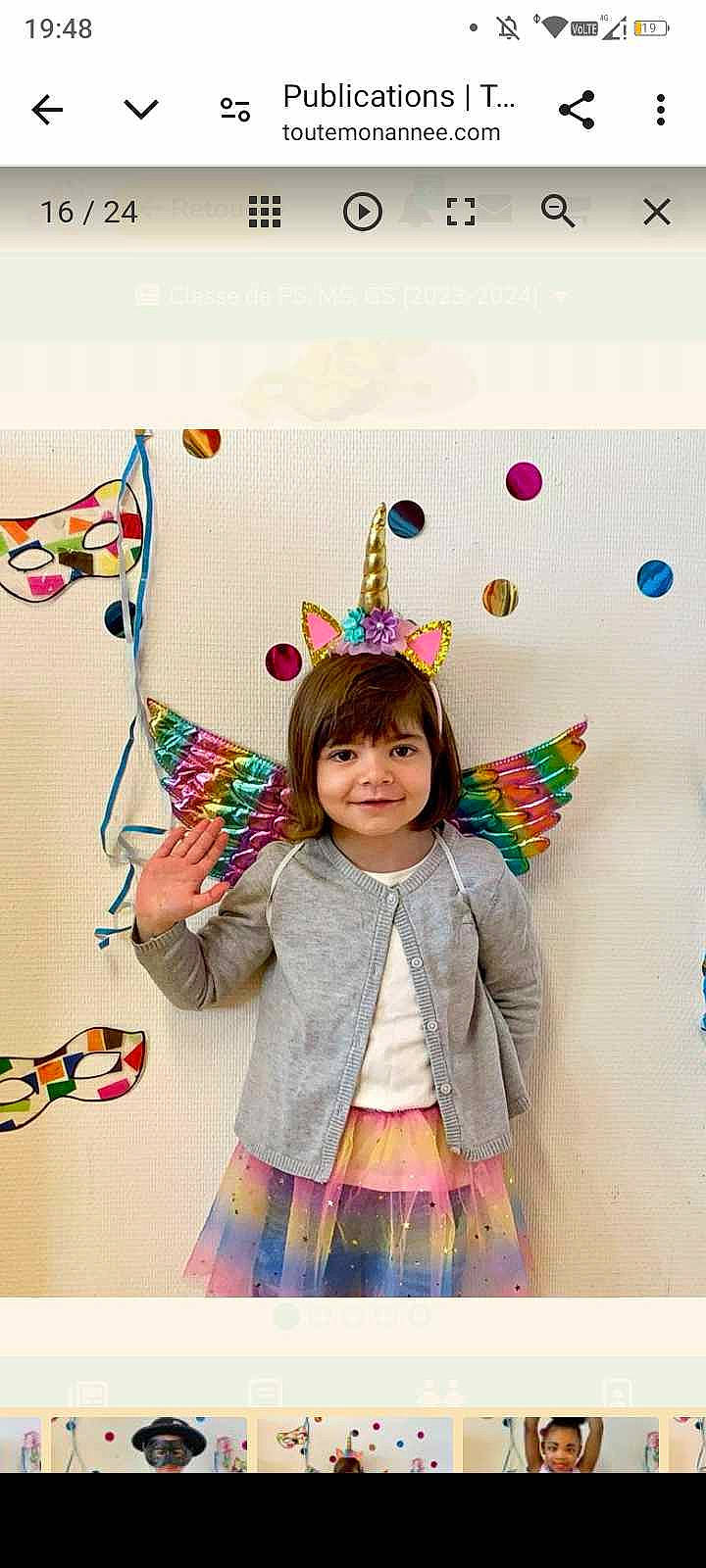 Zoe a rejoint le concours — aidez-le/la à gagner de superbes lots ! art, baby_toddler_clothing, child, costume_hat, creative_arts, event, fashion_accessory, fashion_design, happy, joy, magenta, outerwear, party_hat, party_supply, pattern, person, pink, sleeve, smile, textile