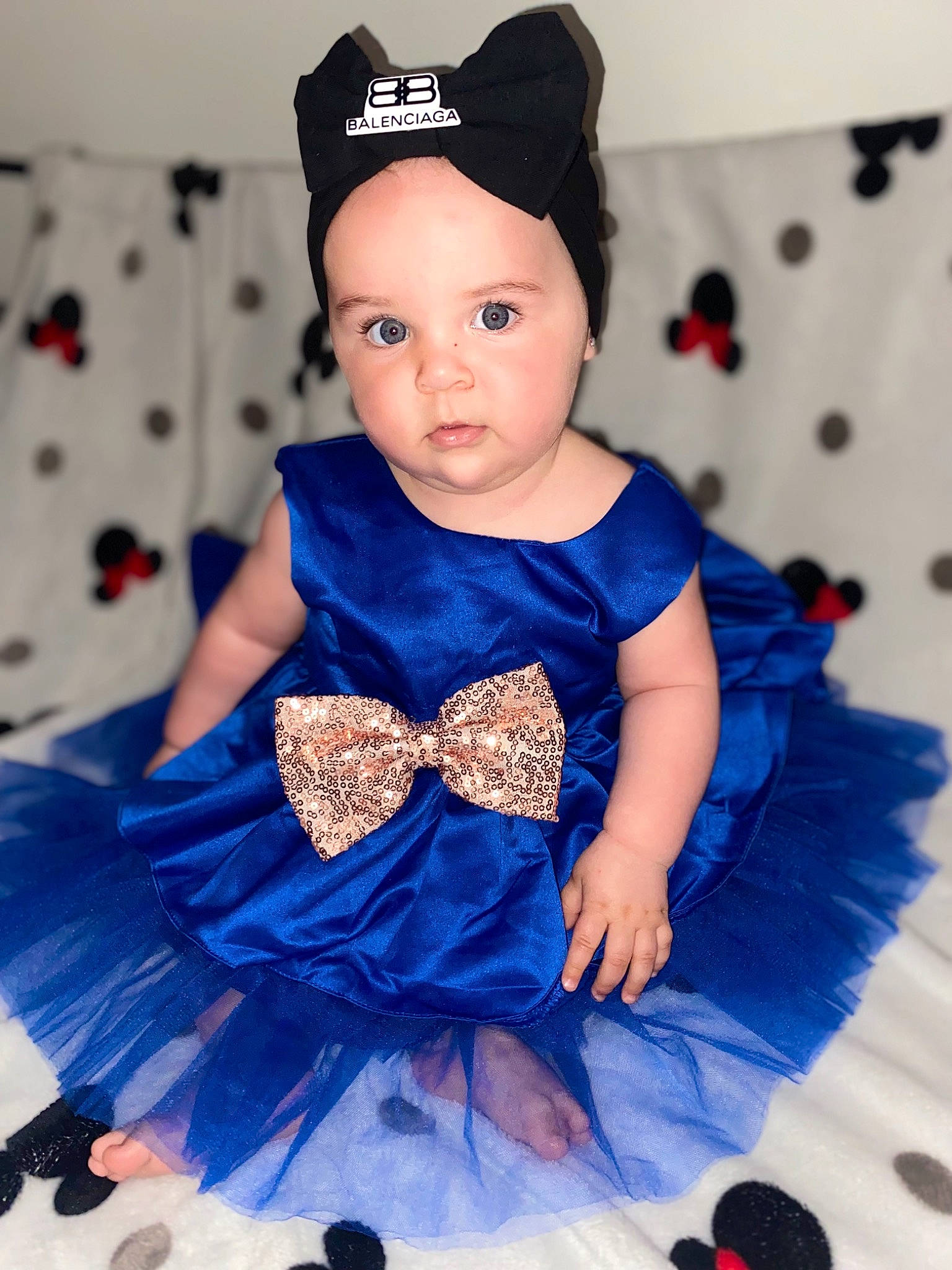 Katalëya a rejoint le concours — aidez-le/la à gagner de superbes lots ! azure, baby_toddler_clothing, black, blue, child, day_dress, electric_blue, embellishment, fashion_design, happy, headwear, pattern, person, photograph, pink, purple, ruffle, sleeve, textile, toddler