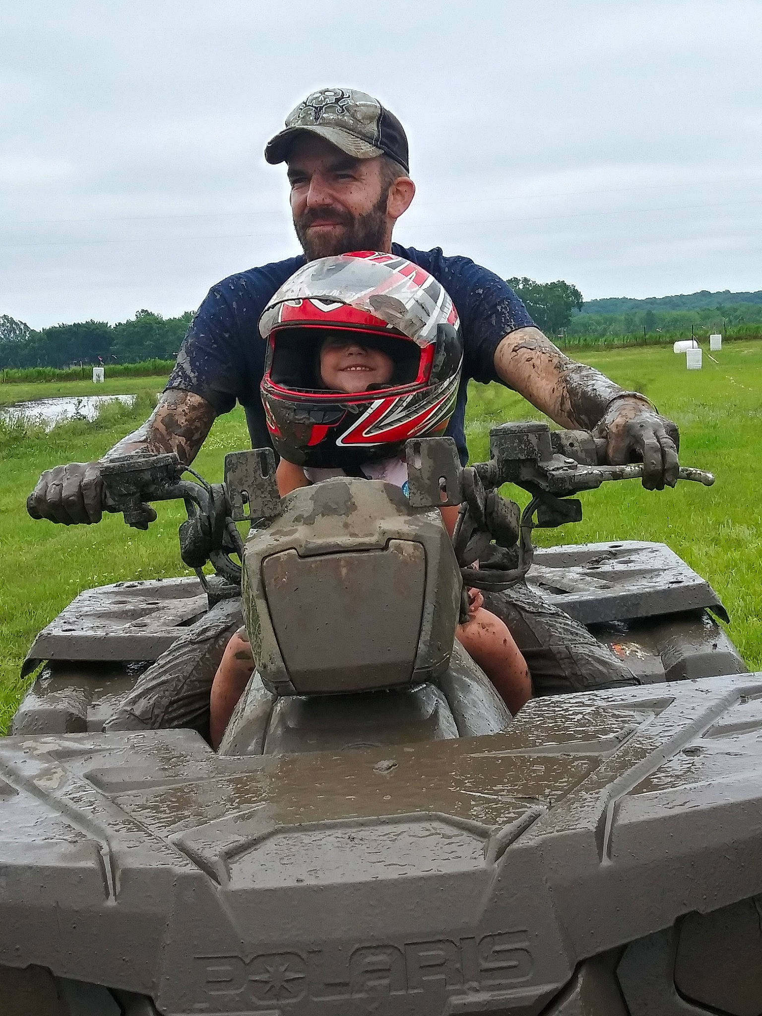 Jaxie is registered to the contest to win money with this photo: army, headwear, infantry, military, person, soldier, vehicle