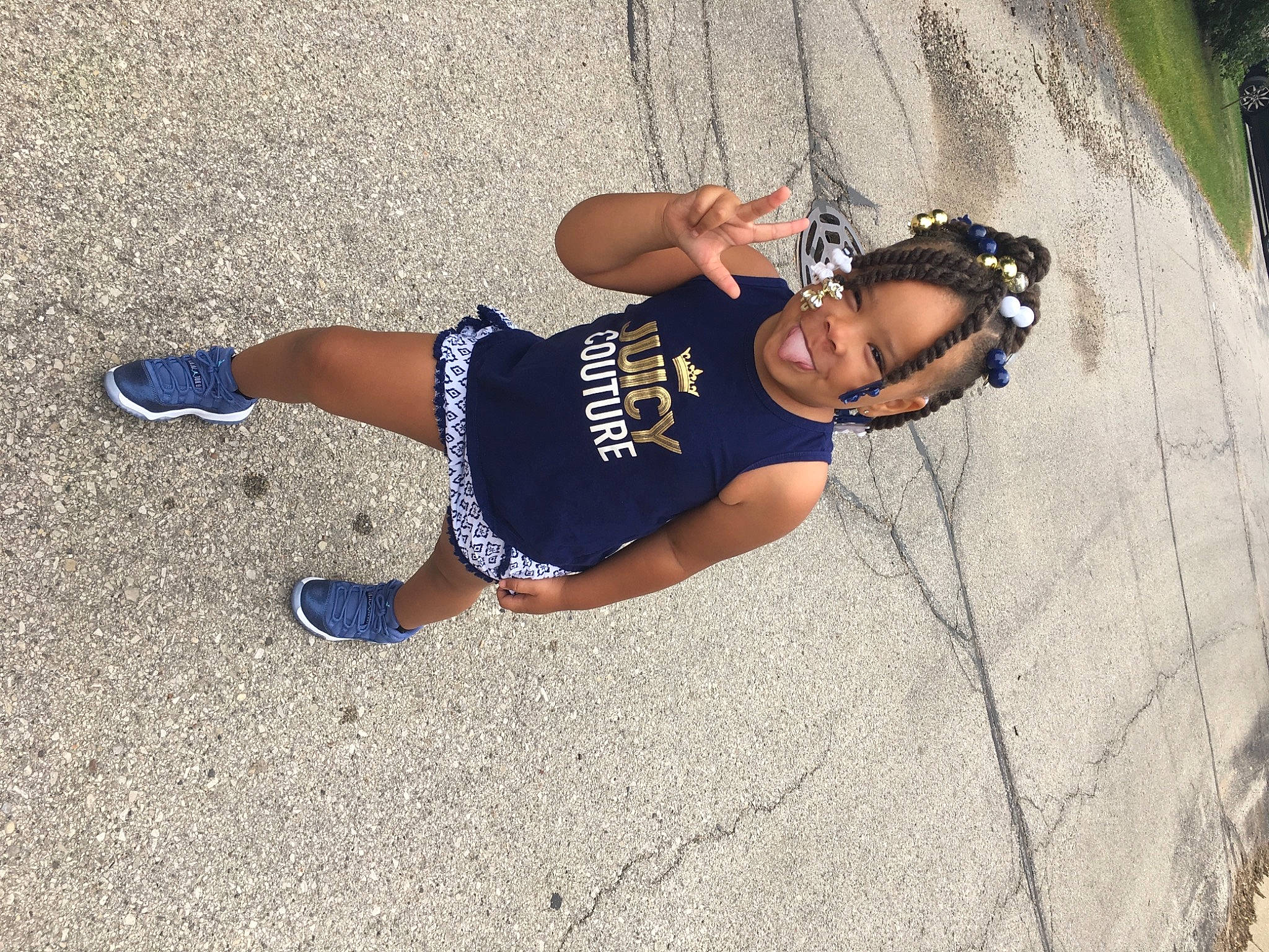 Christiana joined the competition — help win amazing prizes! asphalt, competition_event, electric_blue, eyewear, grass, happy, human_leg, joy, knee, leg, leisure, person, recreation, shoulder, sidewalk, sneakers, sportswear, street_fashion, sunglasses, thigh