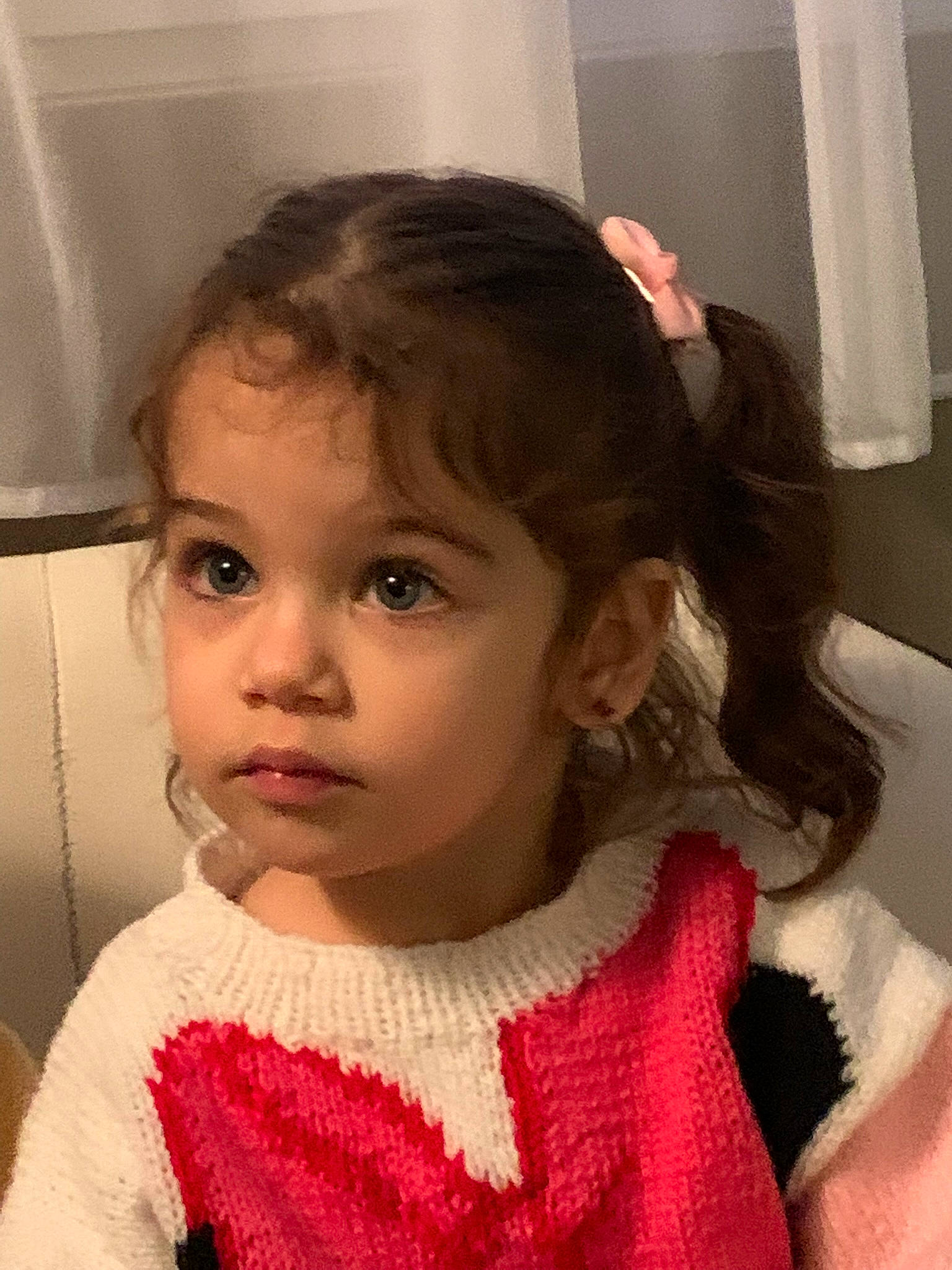 Emna participe au concours pour gagner de l'argent avec cette photo : baby_toddler_clothing, cheek, chin, ear, eye, eyebrow, eyelash, face, facial_expression, forehead, hair, head, iris, jaw, lip, neck, nose, organ, person, skin