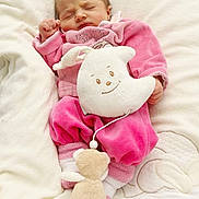 Inaya participe au concours pour gagner de l'argent avec cette photo :