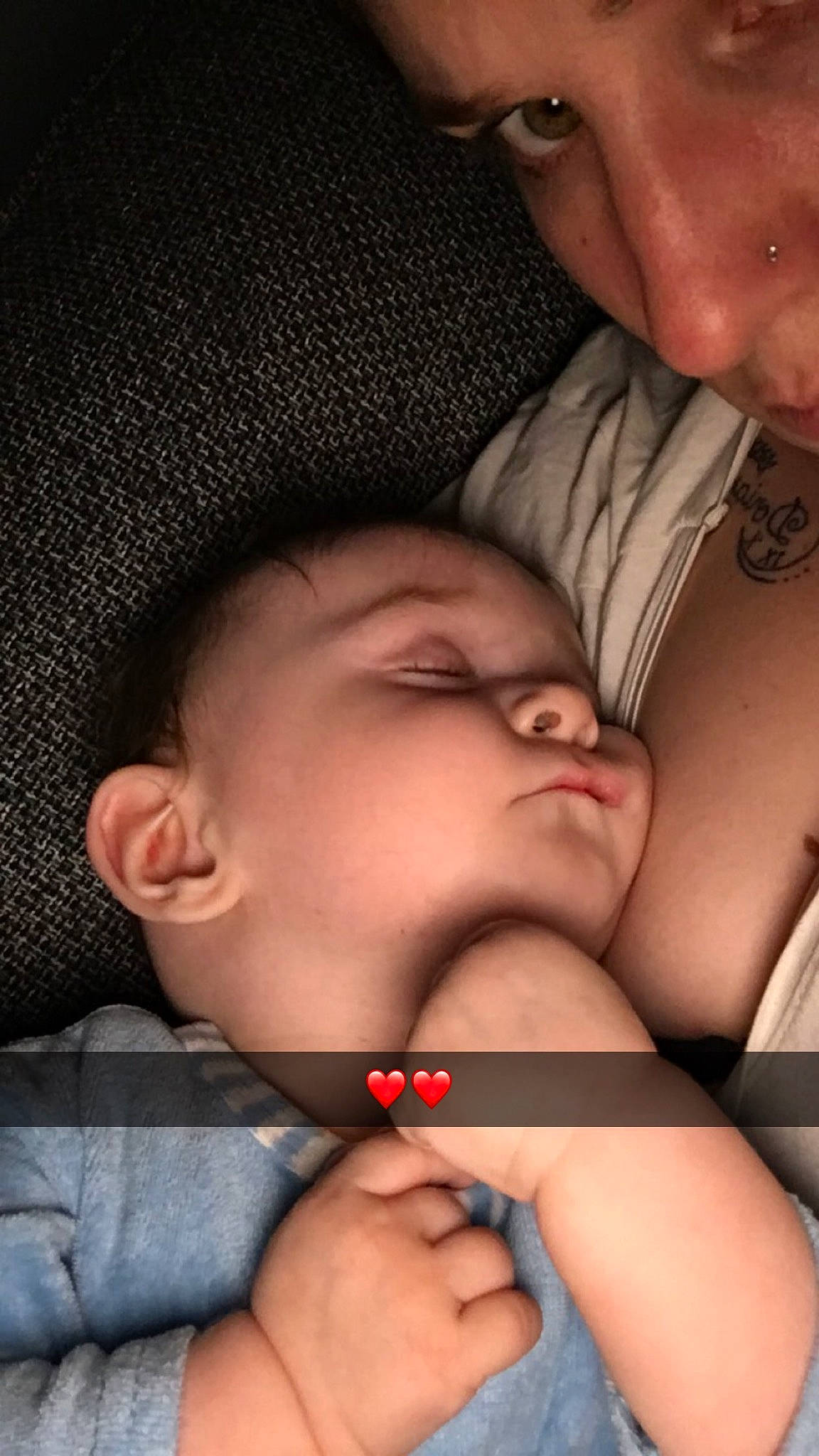 Sohan a rejoint le concours — aidez-le/la à gagner de superbes lots ! arm, cheek, chin, eyebrow, eyelash, facial_expression, forehead, hair, hairstyle, hand, head, lip, mouth, muscle, neck, nose, organ, person, shoulder, skin