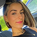 Léonie J.