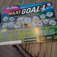 Nayak a rejoint le concours — aidez-le/la à gagner de superbes lots ! advertising, font, hardwood, publication, wood